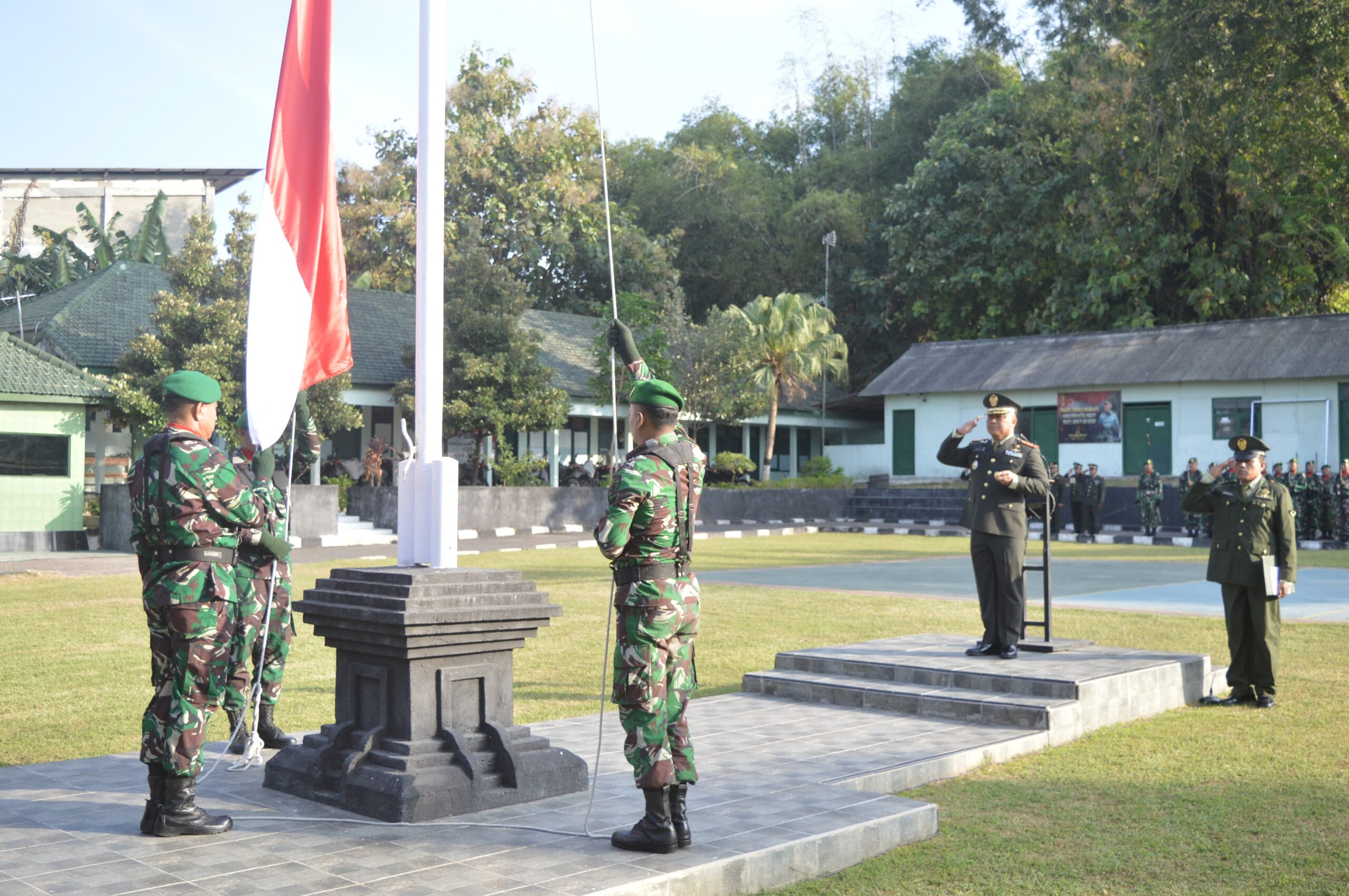 Dandim Sampang: Mengukuhkan Semangat Pancasila di Upacara Hari Lahir Pancasila 2024