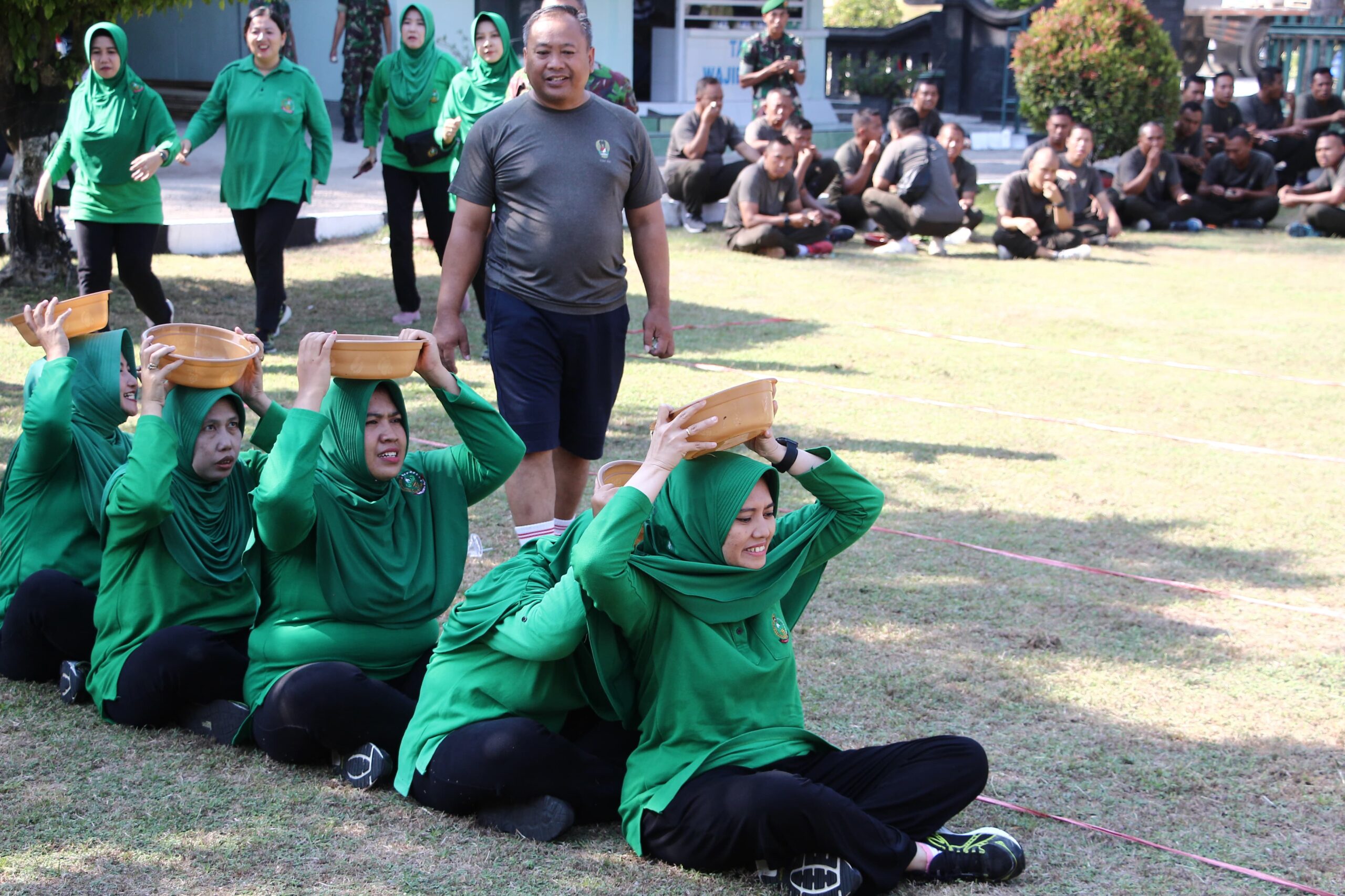 Kodim 0828/Sampang Meriahkan HUT RI ke-79 dengan Semarak Perlombaan dan Kebersamaan Prajurit & Persit