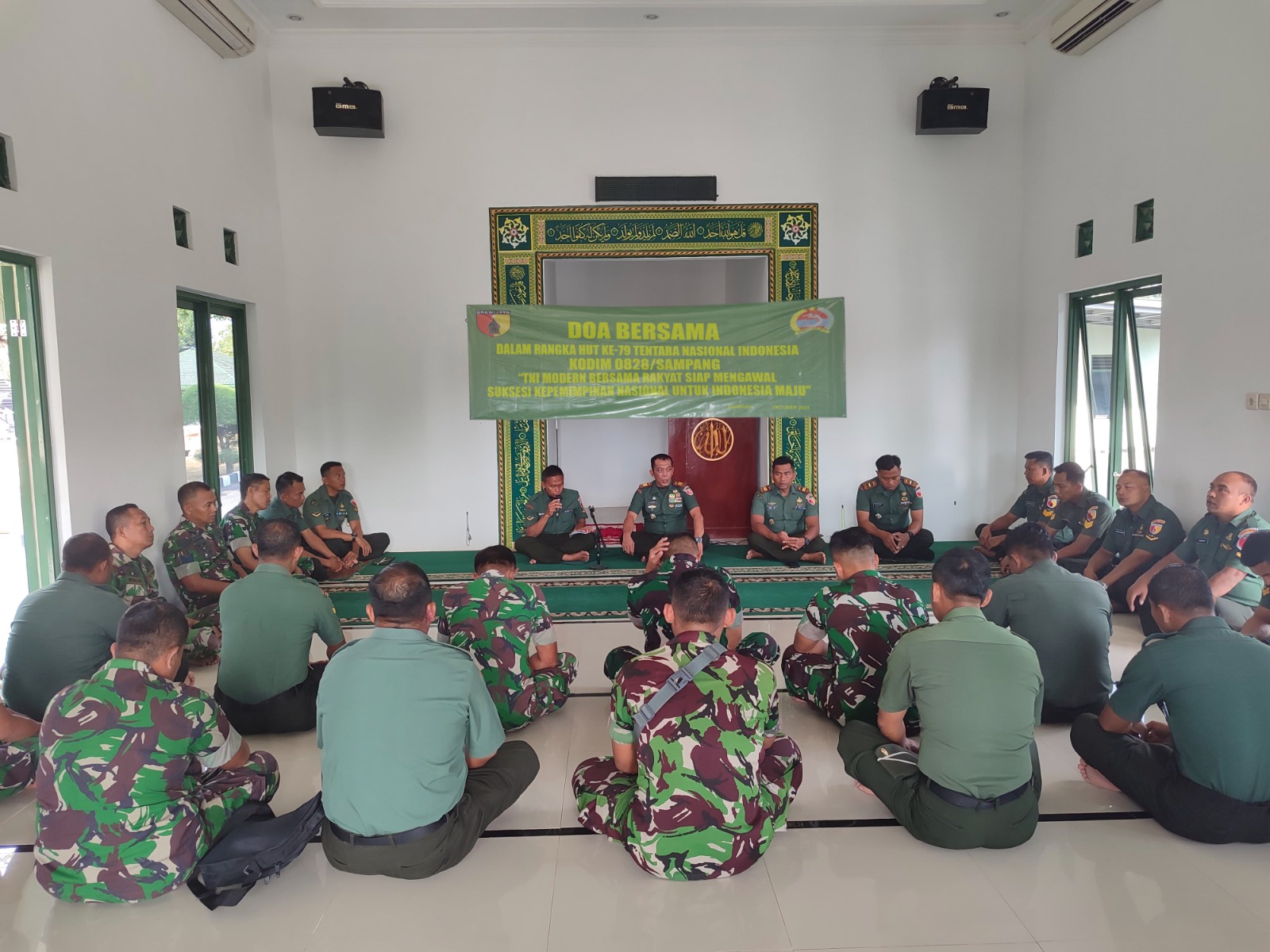 Kodim Sampang Gelar Doa Bersama di Masjid Al-Ikhlas: Perkuat Kebersamaan di HUT TNI ke-79