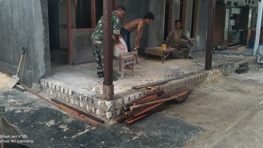 Harapan Jadi Nyata di Jl. Delima: Senyum Syukur Bapak Asmarah Rumah Rutilahu yang Kini Kokoh dan Indah