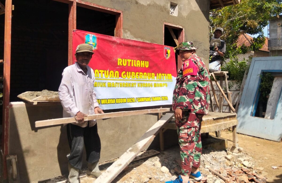 Rumah Sehat, Babinsa Ketapang Dampingi Warga dalam Rutilahu di Desa Bunten Barat