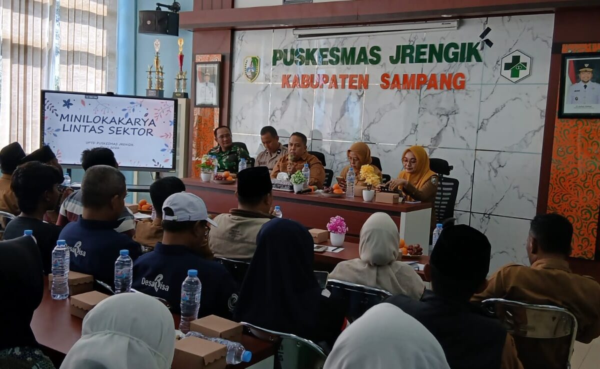 Merajut Sinergi untuk Masyarakat Sehat, Babinsa Jrengik Hadiri Mini Lokakarya di Puskesmas