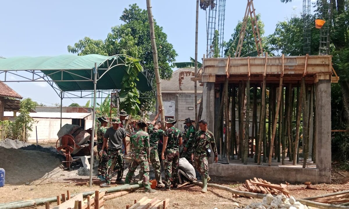 Gandengan Tangan TNI dan Warga, Pembangunan Sumur Bor TMMD di Panyepen Terus Berlanjut