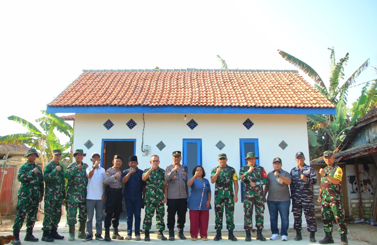Sentuhan Kemanusiaan di Tanah Madura: Katim Wasef Brigjen TNI Yanto Reinald Tinjau RTLH Bu Mahmudah