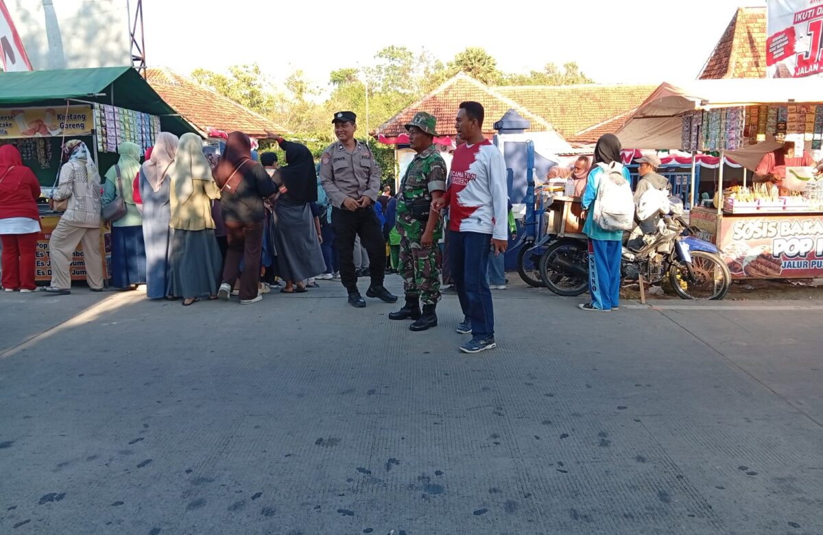 Jalan Sehat Meriahkan HUT RI ke-81, Babinsa Omben Hadir Bersama Warga